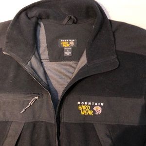 Mountain Hardwear Jackets & Coats - Mountain Hard wear wind breaker jacket Mountain Hardwear Jackets & Coats - Mountain Hard wear wind breaker jacket